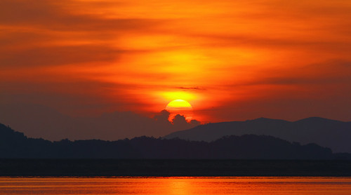 red sea cloud sun color sunrise hongkong