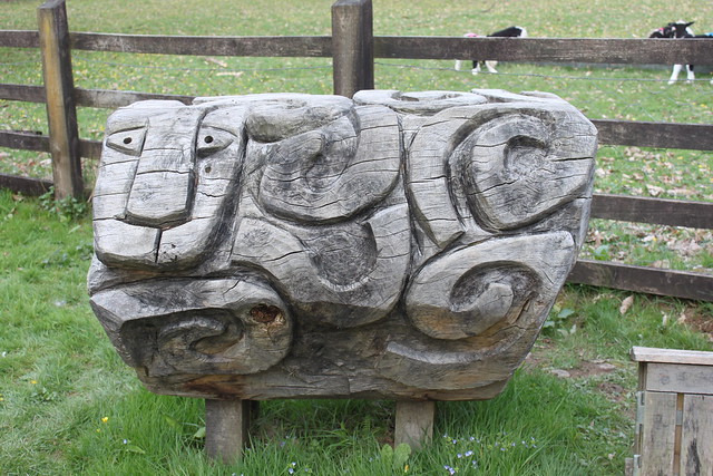 20140408_3191-carved-wood-sheep