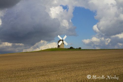 sky windmill field weather ciel pre nuages moulinavent intemperie