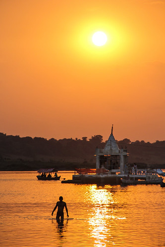 sunset sky sun water canon river temple boat amal spiritual narmada jabalpur 18135mm 60d mourya amalmourya