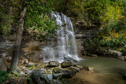 waterfalls lr rockglenfalls