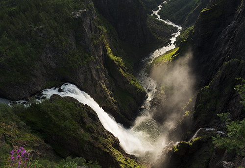 norway landscape waterfall vøringfossen