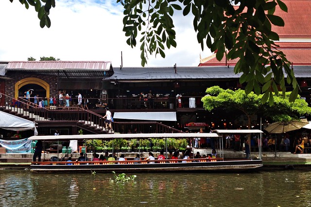 Kwan Riam Floating Market (Bangkok, Thailand)