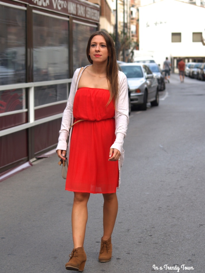 Outfit: Coral Dress
