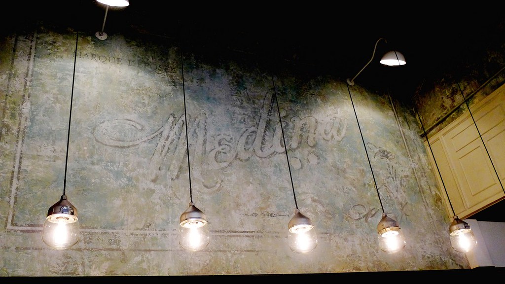 Cafe Medina New vancouver Richards Instanomss nomss