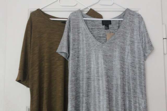 h&m-shirt-grau-silber-outfit-fashion-fashionblog-haul-newin-trend