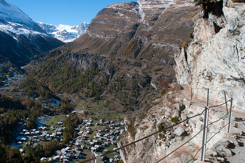 autumn alps schweiz switzerland nikon suisse hiking herbst trail zermatt alpen wallis valais wanderung wanderweg 2014 d300 zmutt dsc9203 141024 zmuttgletscher ©toniv