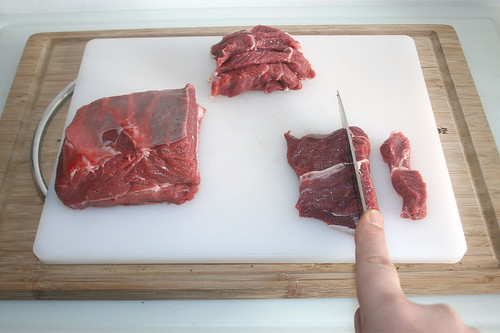 20 - Rindlfiesch blättrig schneiden / Cut beef in stripes