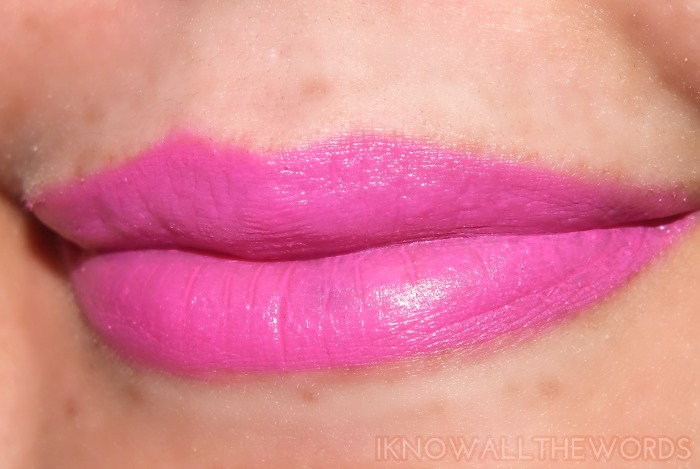 Avon Ultra Colour Bold Lipstick- Fearless Fuchsia