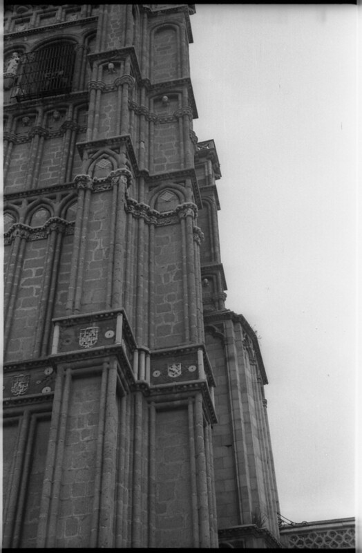 Torre de la Catedral en Toledo a mediados del siglo XX. Fotografía de Roberto Kallmeyer © Filmoteca de Castilla y León. Fondo Arqueología de Imágenes