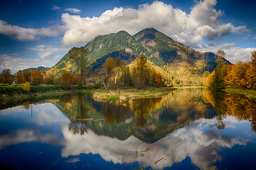 autumn bc canada mariaslough reflection river trees mountain northamerica pond