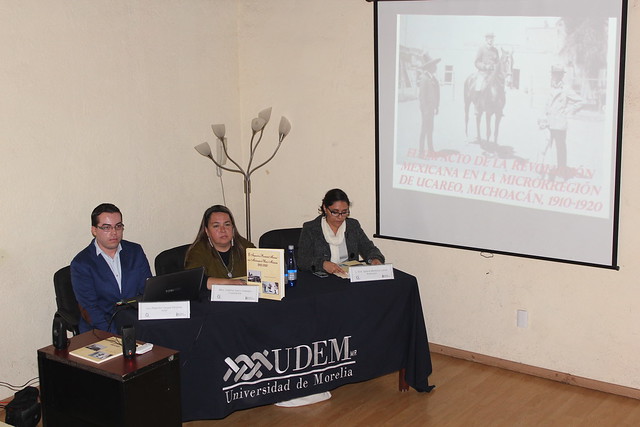 Udemorelia Alumno de la Maestría de Historia del Arte presentó libro sobre la Revolución en Michoacán