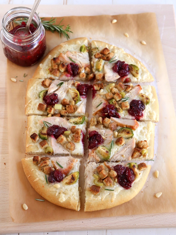 Thanksgiving Leftovers Pizza | completelydelicious.com