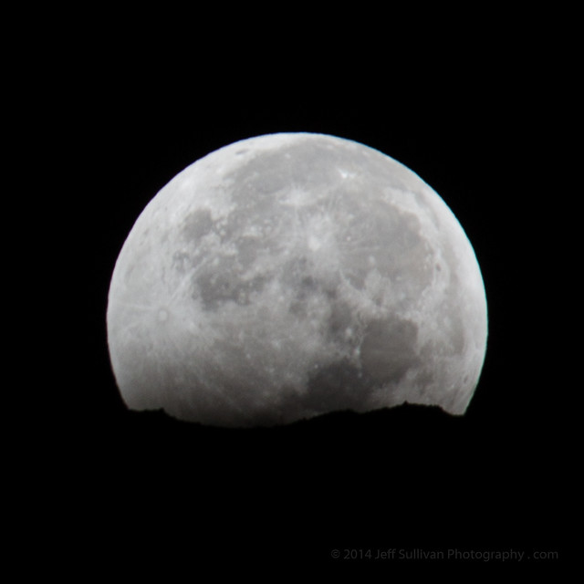 Partially Eclipsed Moon Setting, October 8, 2014