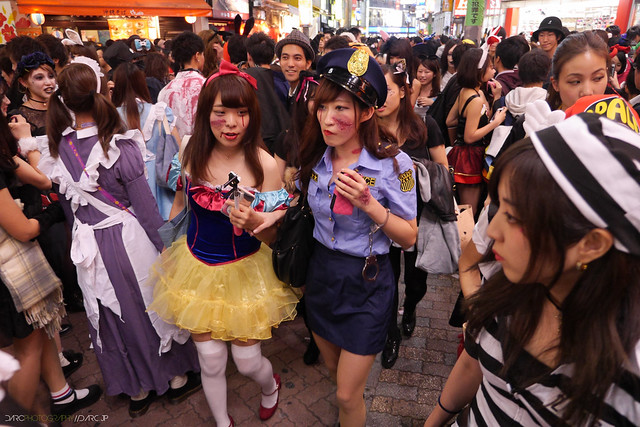 Halloween in Shibuya 2014