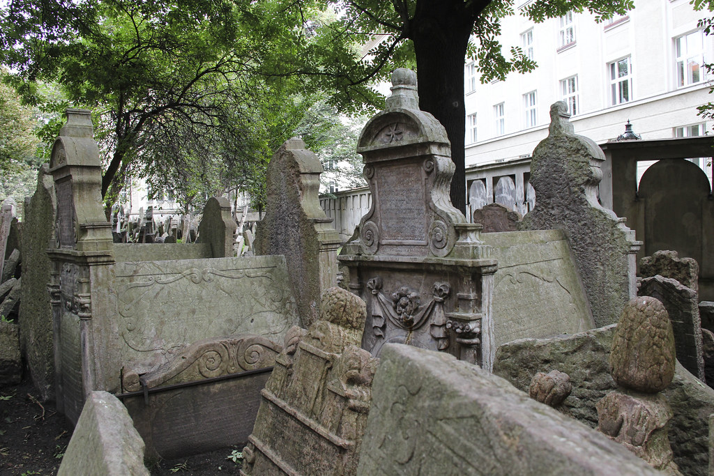 Jewish Cemetery, Prague