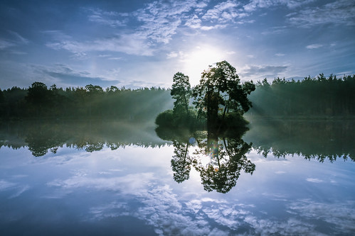 mist lake reflection water canon island pond surrey 7d normandy eos7d 1585mm henleyparklake