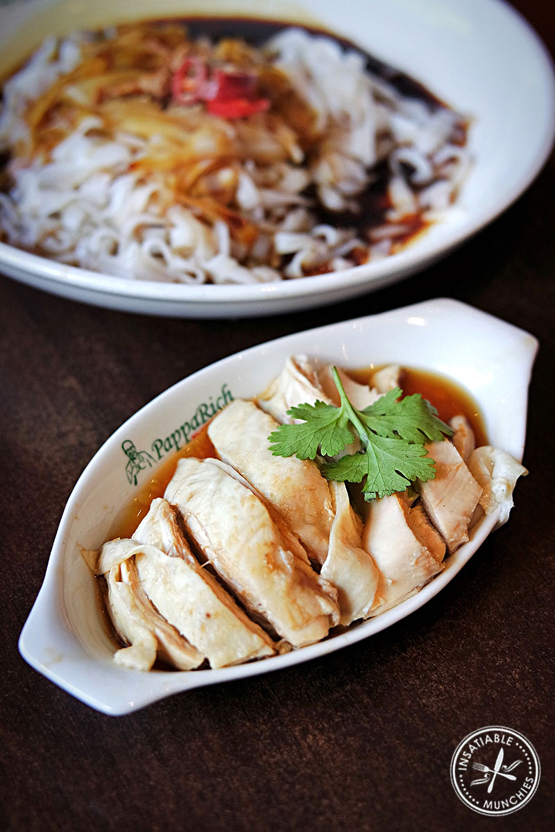 Dry Kway Teow with Steamed Chicken