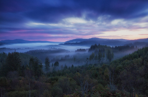 morning autumn mist sunrise scotland peaceful trossachs aberfoyle