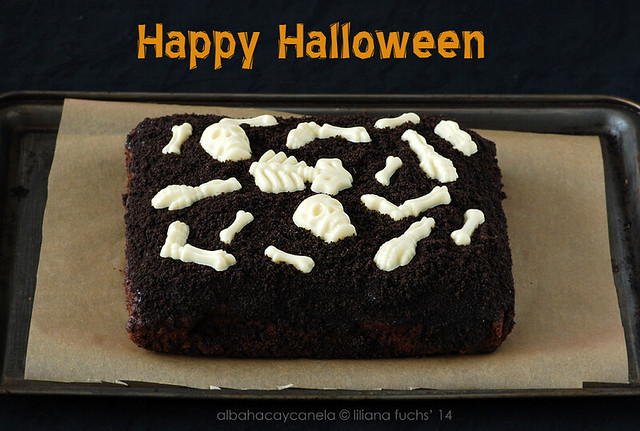 Halloween chocolate cake