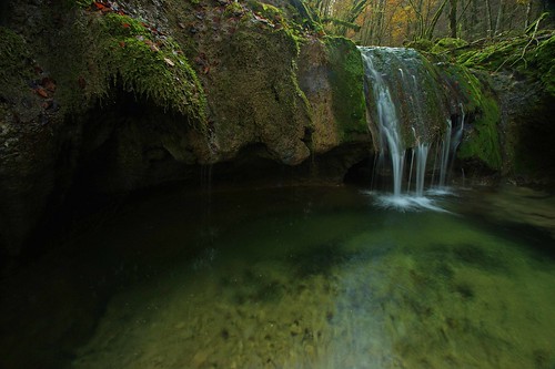 les cascade fontaine plaisir saut marmite ornans doubs ruisseau sapins saules loue charbonnières bonnevaux brème