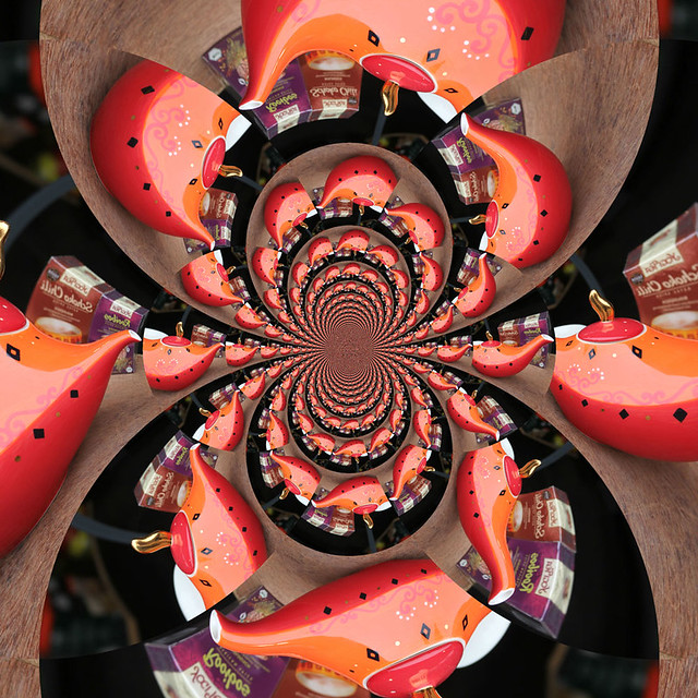 20140903_1904-cropped-square-kaleidoscope-w