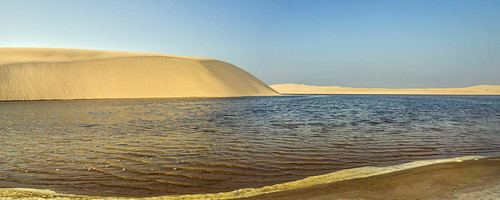 qatar desert sanddunes inland sea khor al udeid russellscottimages