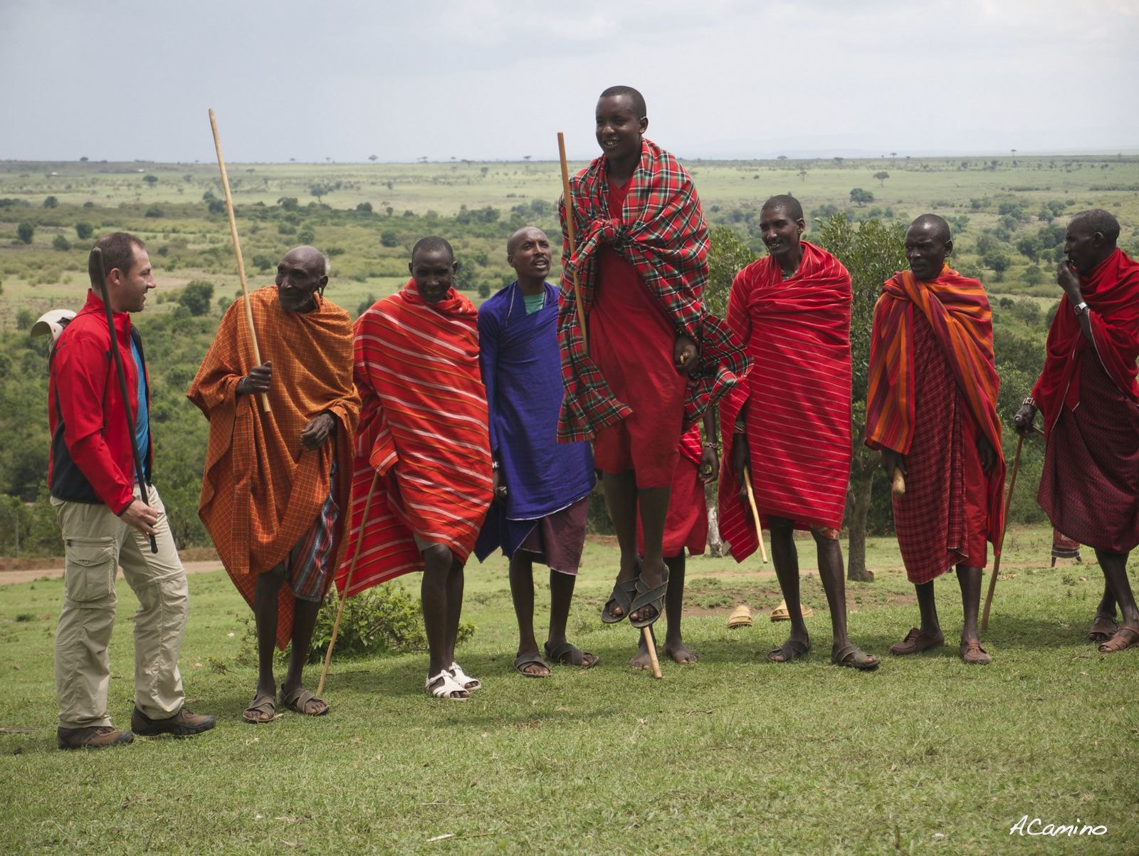 12 días de Safari en Kenia: Jambo bwana - Blogs de Kenia - Excursion a pie por el rio Mara y visita a los Masais (33)