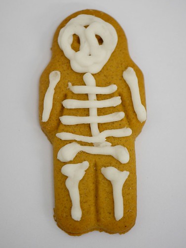 Skeleton Non-Gendered Ginger Biscuit Figure