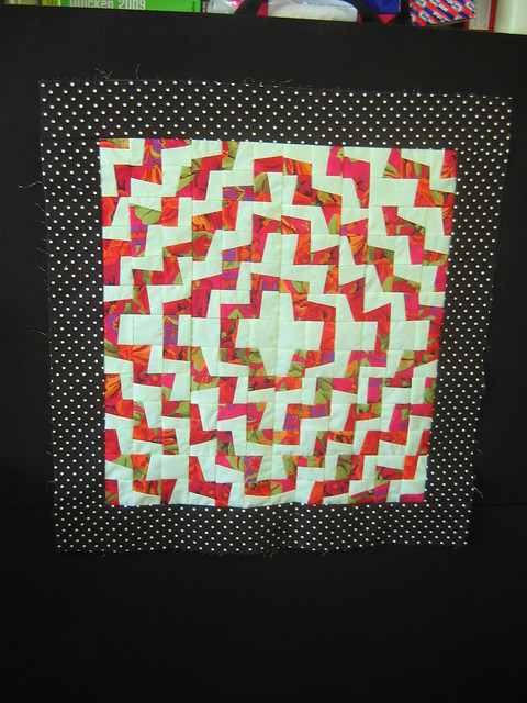 Mini fractured dolly quilt