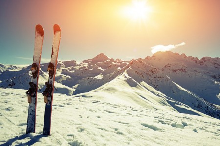 Pětice lyží, které by fajnšmekr letos neměl přehlédnout