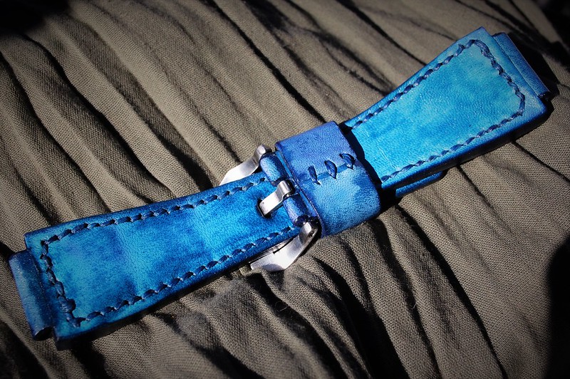 bracelet - Bell & Ross blue céramic 23262485960_65c9e84f8c_c