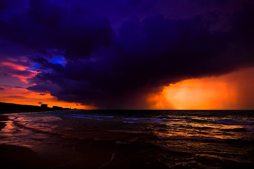 sunset sea storm beach nature hertzelia powerfulnature sunsetstormtodayathertzeliabeach
