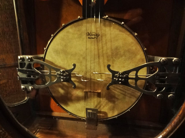 banjo-automatic