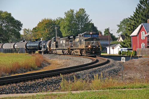 norfolksouthern bucyrusohio norfolksoutherntrains ns9309 ns8349 nssanduskydistrict