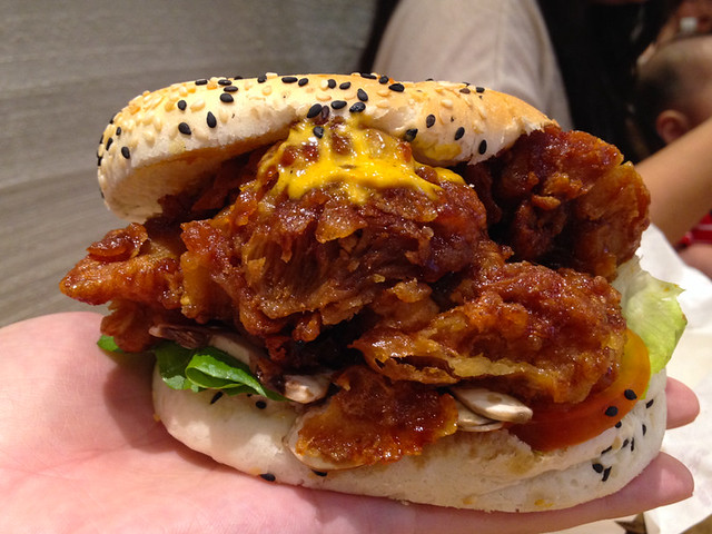 4fingers-chicken-burger