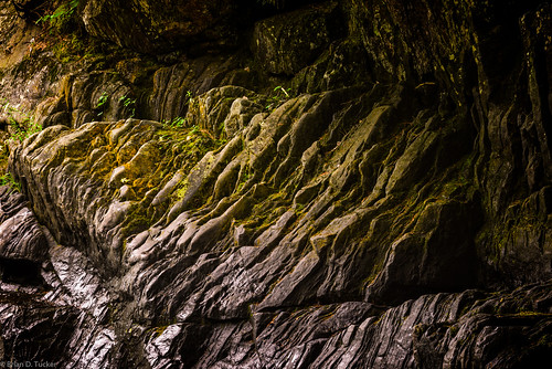 water rock river lava waterfall rocky august rapids waterfalls crowe basalt precambrian 2015 canadianshield d610 thegut lavaridge croweriver thegutconservationarea briandtucker