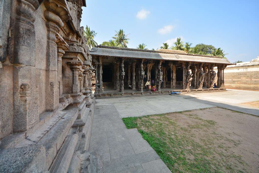 India - Tamil Nadu - Vellore - Jalakantesvara Temple - 96