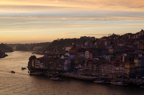 city oporto porto portugal rivier stad sunset zonsondergang dusk river schemering twilight pt ribeira douro rio smcpfa43mmf19 pentax limited pentaxk5 k5 beeldmark