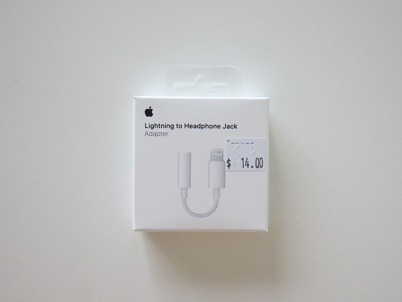 Apple Lightning to 3.5mm Headphone Jack Adapter - Box Front