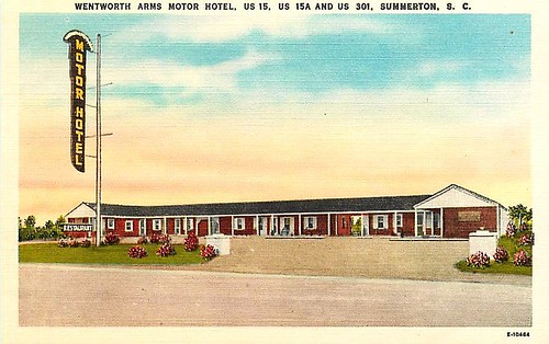 Wentworth Arms Motor Hotel Summerton front