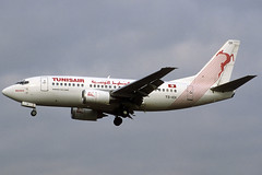 Tunisair B737-5H3 TS-IOI BCN 06/12/1995