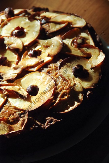 Gâteau aux pommes et noisettes / Apple and Hazelnut Cake