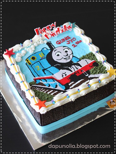 Train Cake for Gung Jyo (Thomas the Tank Engine)