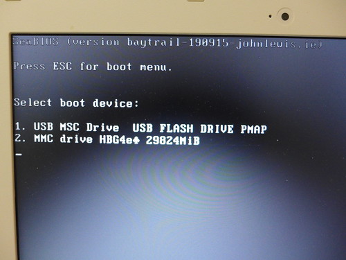 Acer Chromebook 可選擇從 USB 開機