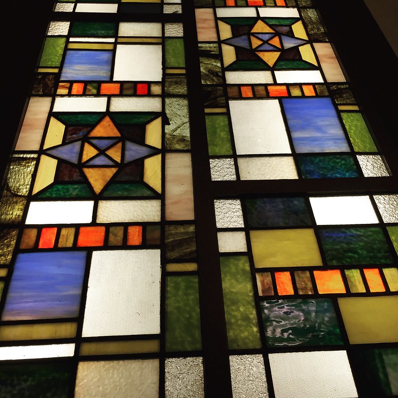 Ikoma Building : The Stained Glass
