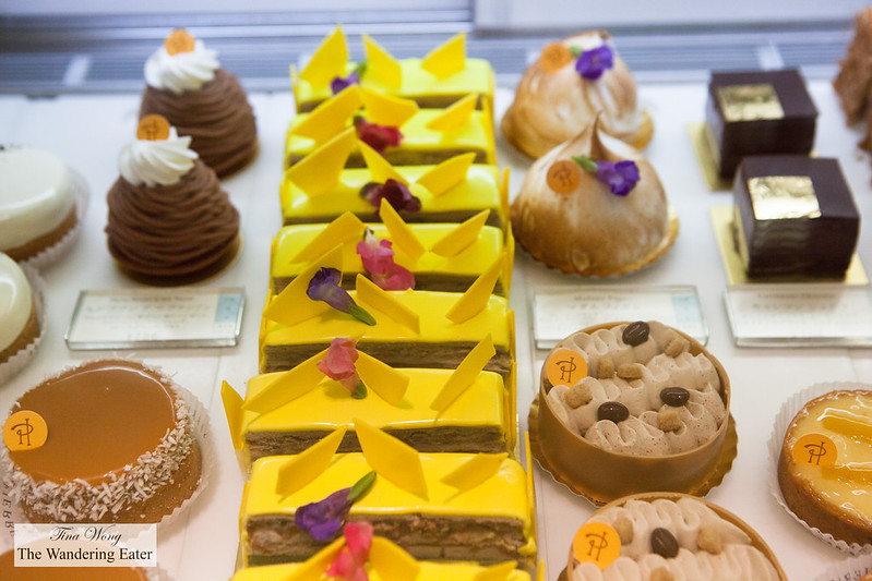 Gorgeous cakes and pastries