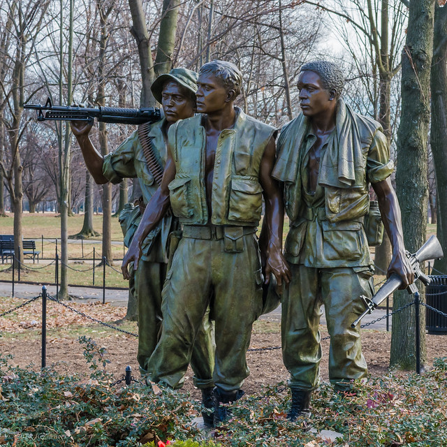 DC The Three Servicemen at the Vietnam Veterans Memorial