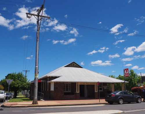 kaptainkobold guyra nsw australia building architecture town post office