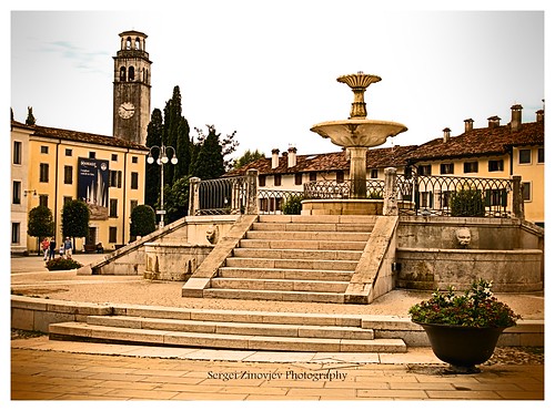 old travel summer italy house building tower history tourism fountain outside town europe view pentax outdoor tourist historical traveling maniago pentaxlife pentaxk5